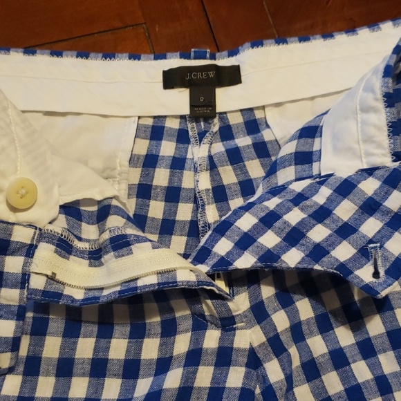 Shorts - Picture 3 of 8